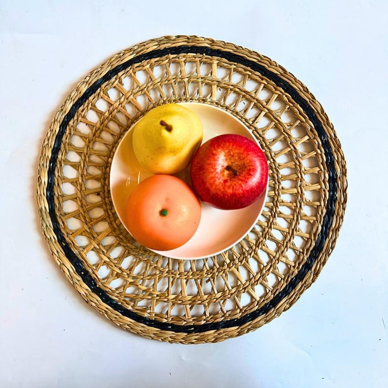 Handwoven Seagrass Round Placemats Set