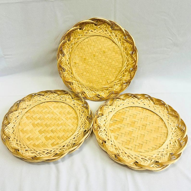 Flower Shape Bamboo Flat Basket